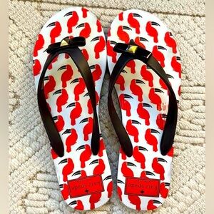 NWOT Kate Spade brown bow flip flops